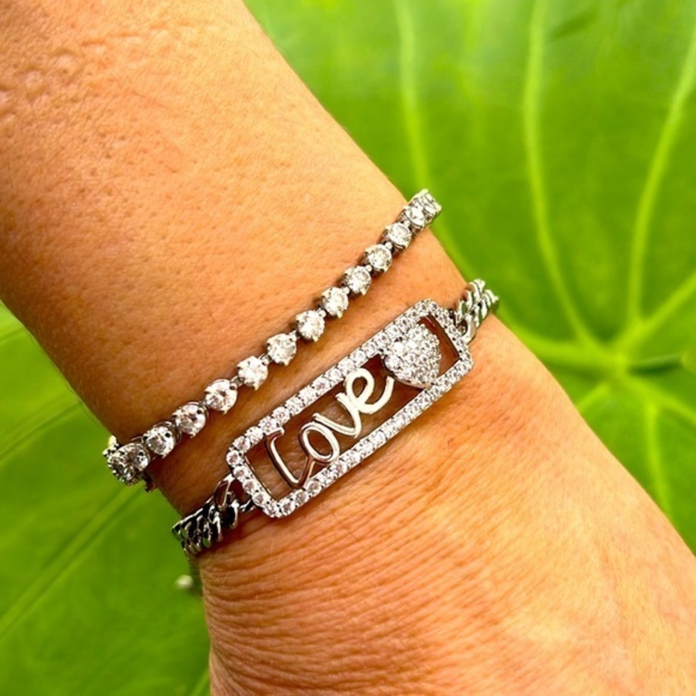 New Stainless Steel LOVE bracelet with CZ heart and Cuban chain 7.5” inches